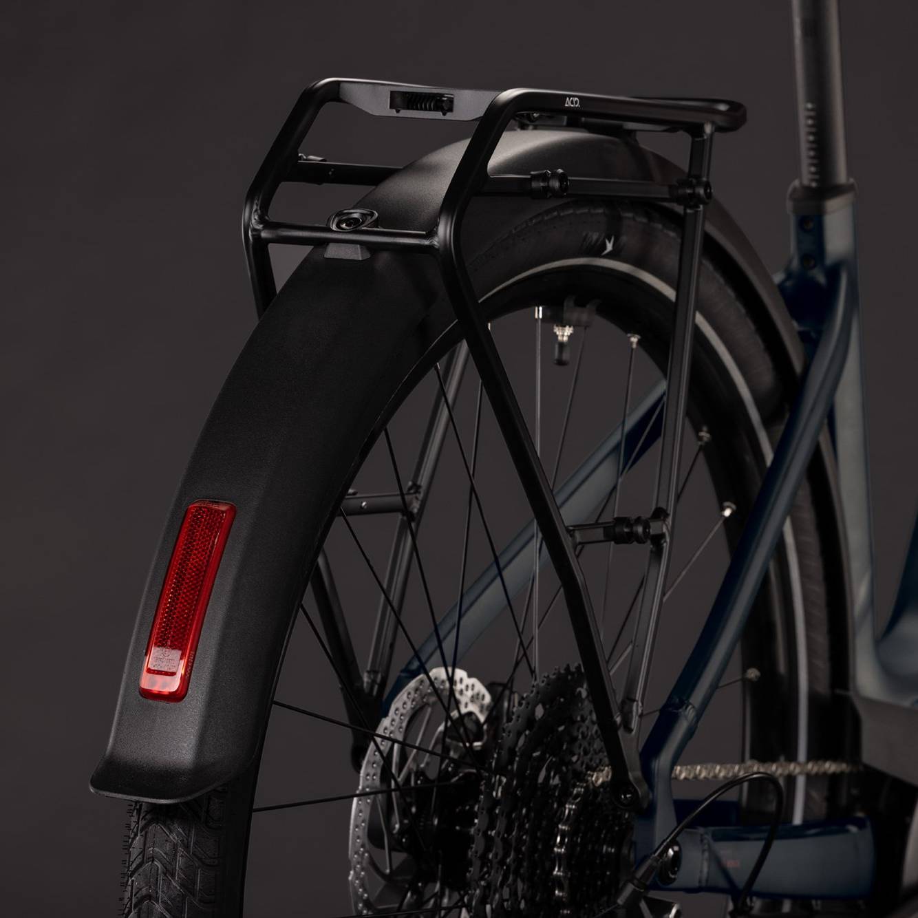 Cube Touring Hybrid ONE 600 Easy Entry Unisex Electric City Bike