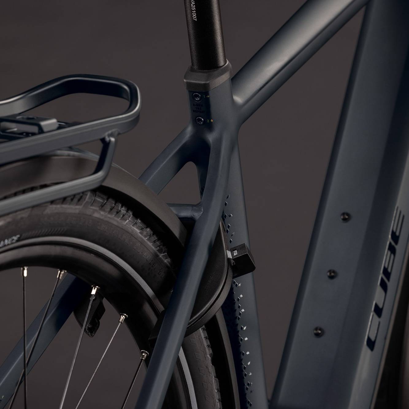 Cube Kathmandu Hybrid PRO 800 Electric City Bike