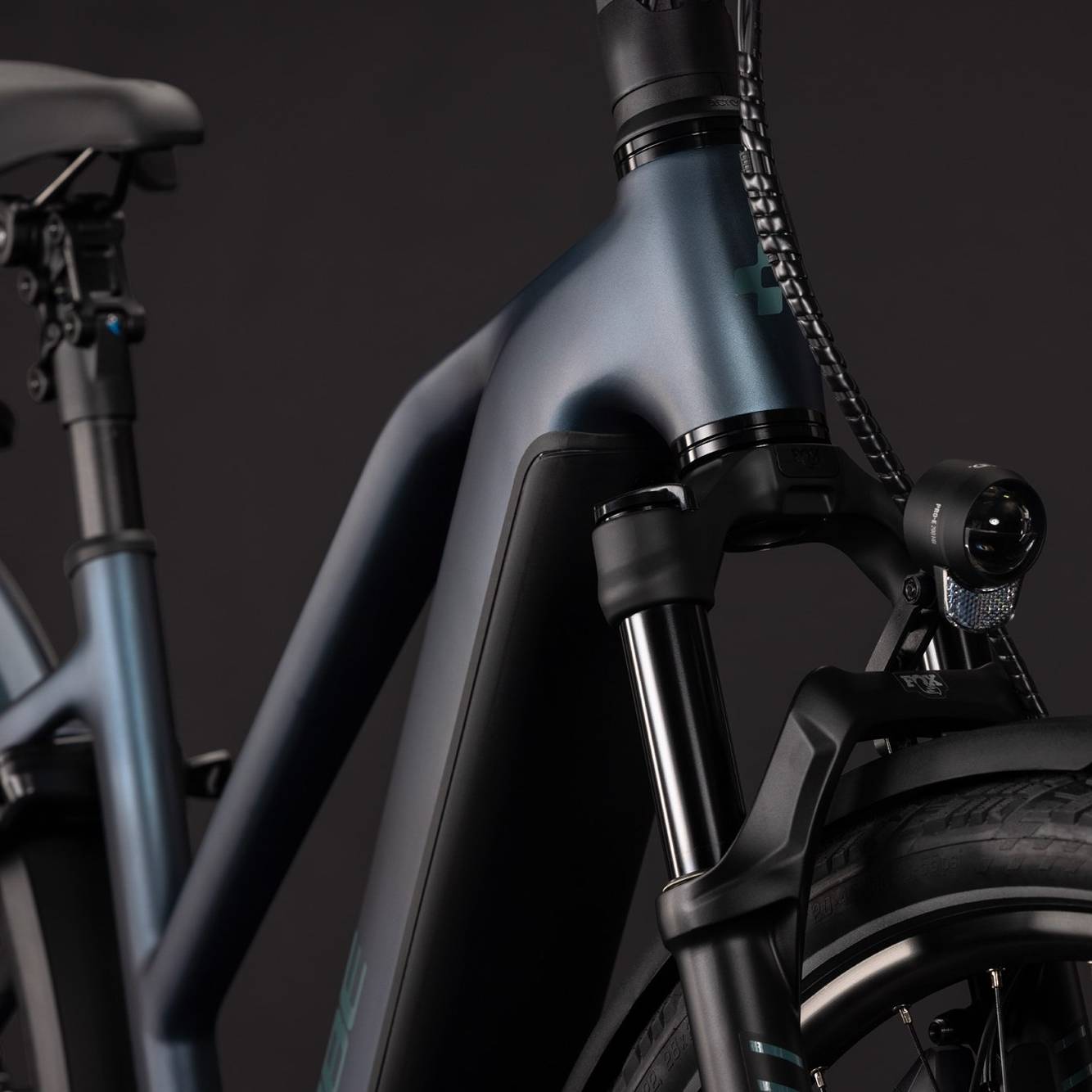 Cube Kathmandu Hybrid Deluxe SLX 800 Trapeze Womens Electric City Bike