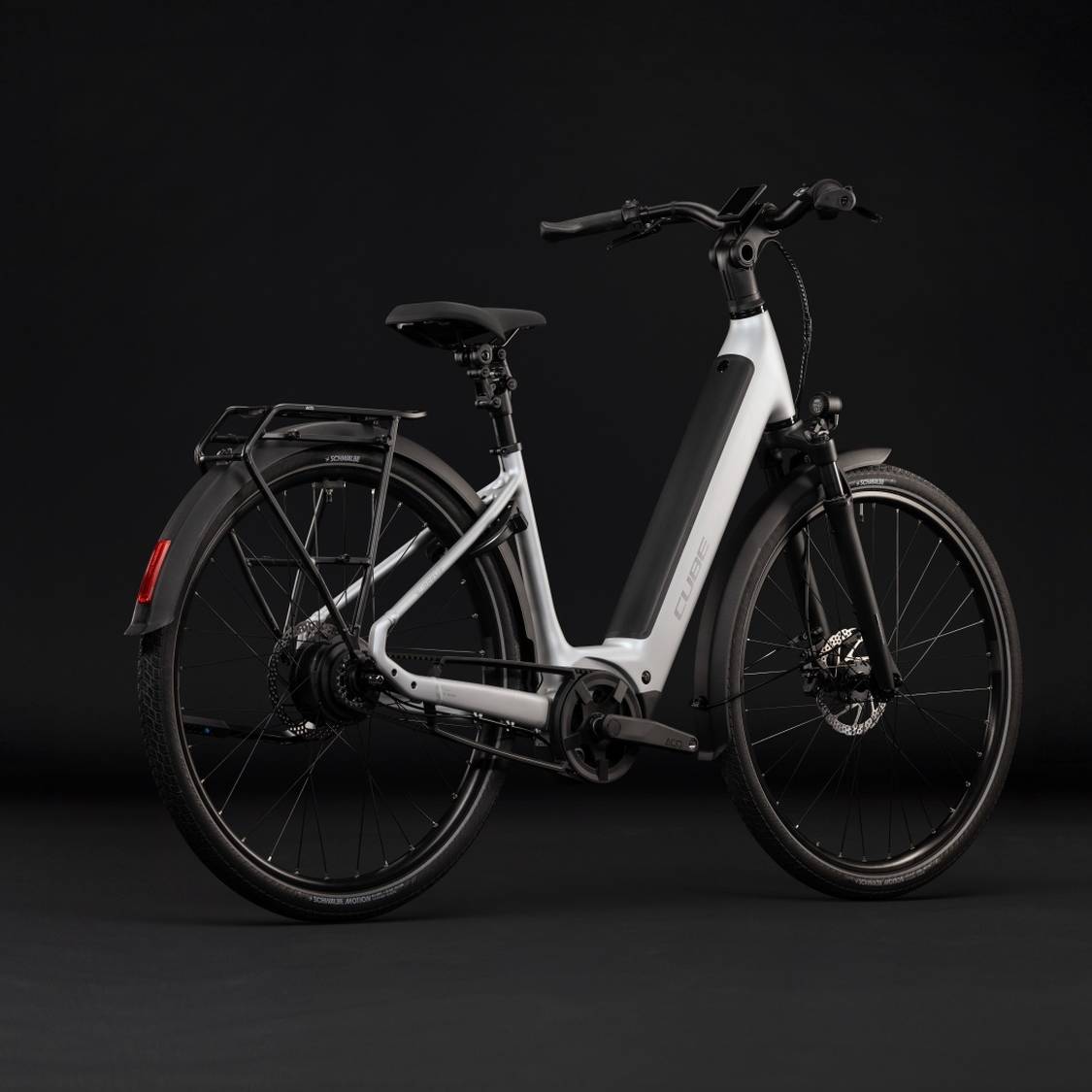 Cube Supreme Hybrid Deluxe PRO 600 Easy Entry Unisex Electric City Bike