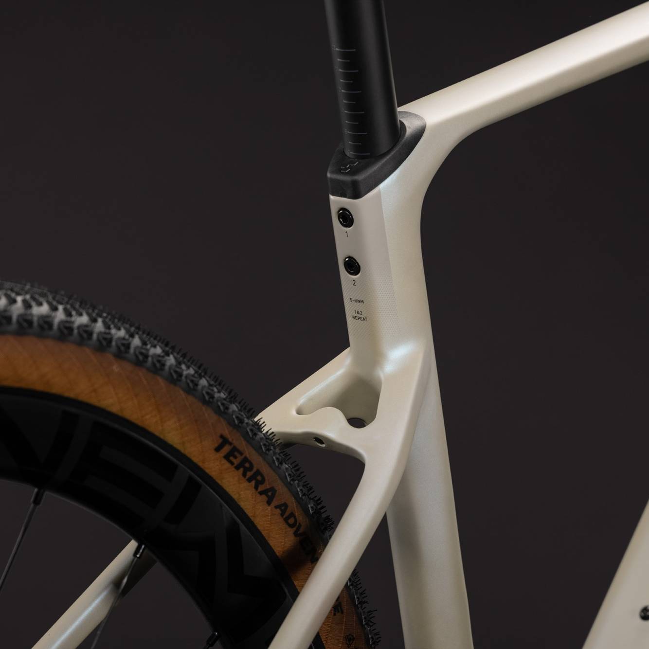Cube Nuroad Hybrid C:62 SLX 400X Electric Gravel Bike