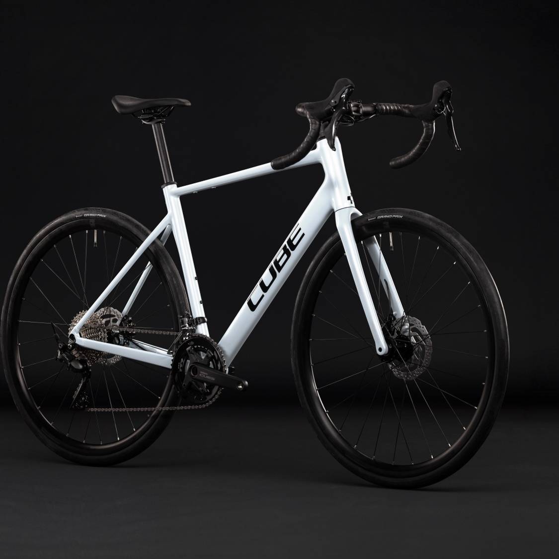 Cube Attain Race Road Bike