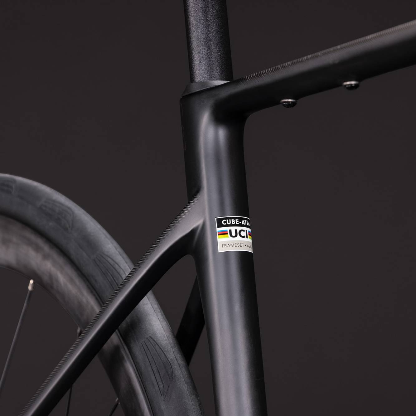 Cube Attain C:62 Race Road Bike