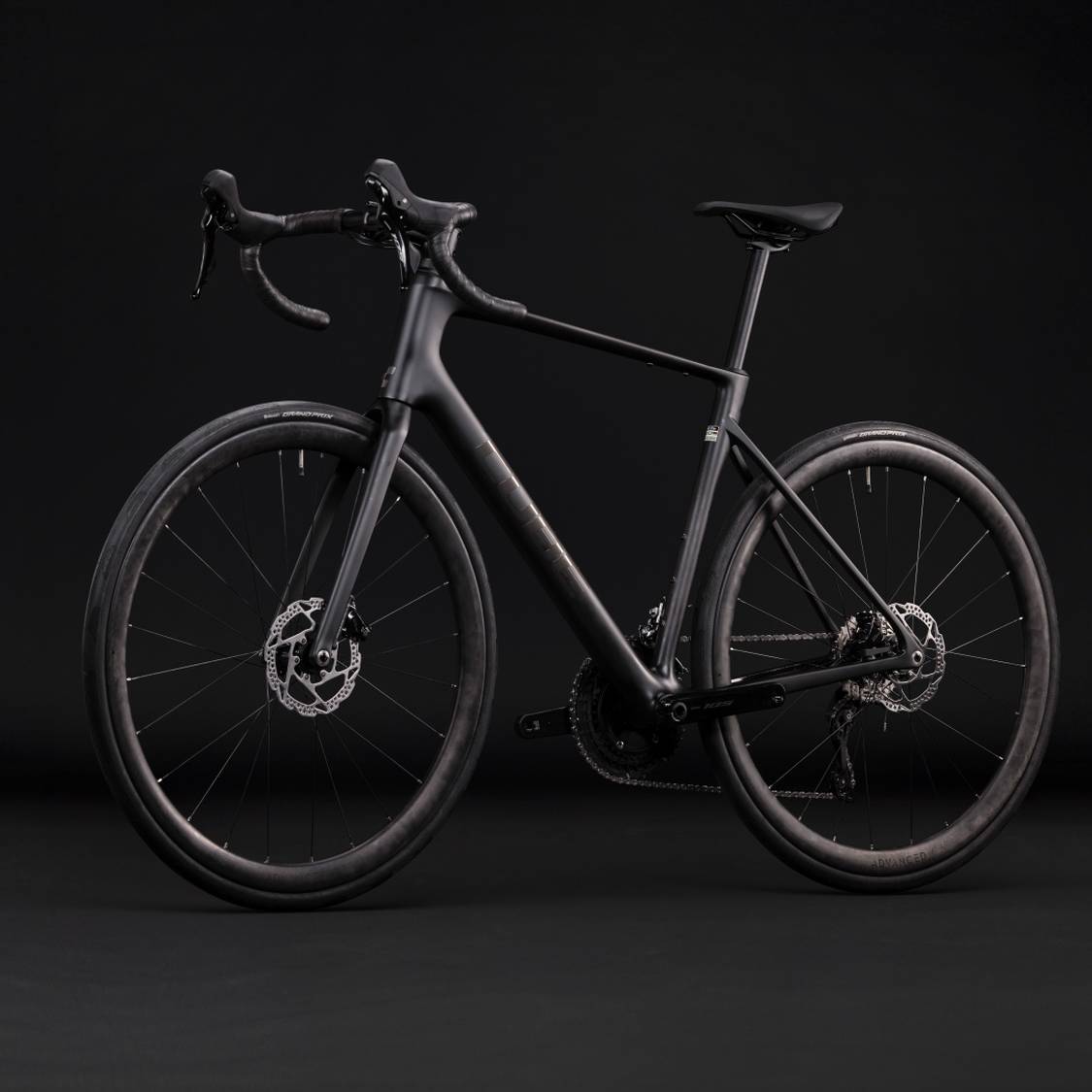Cube Attain C:62 Race Road Bike