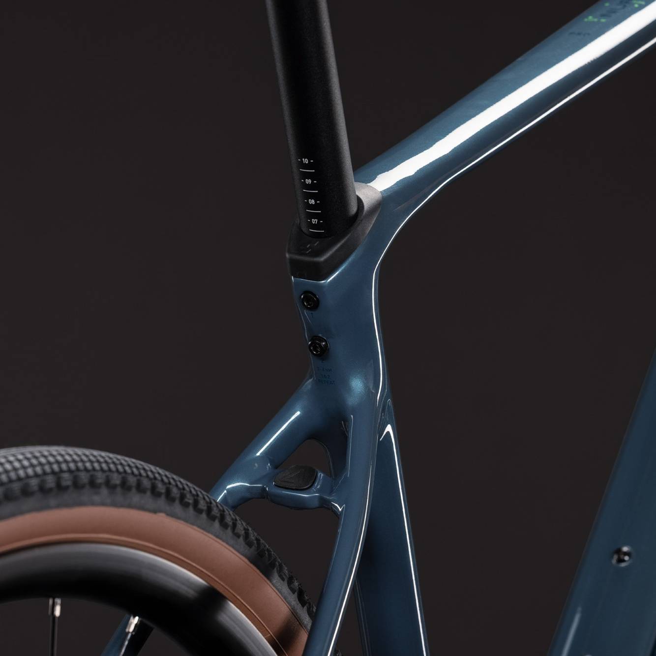 Cube Nuroad PRO Gravel Bike
