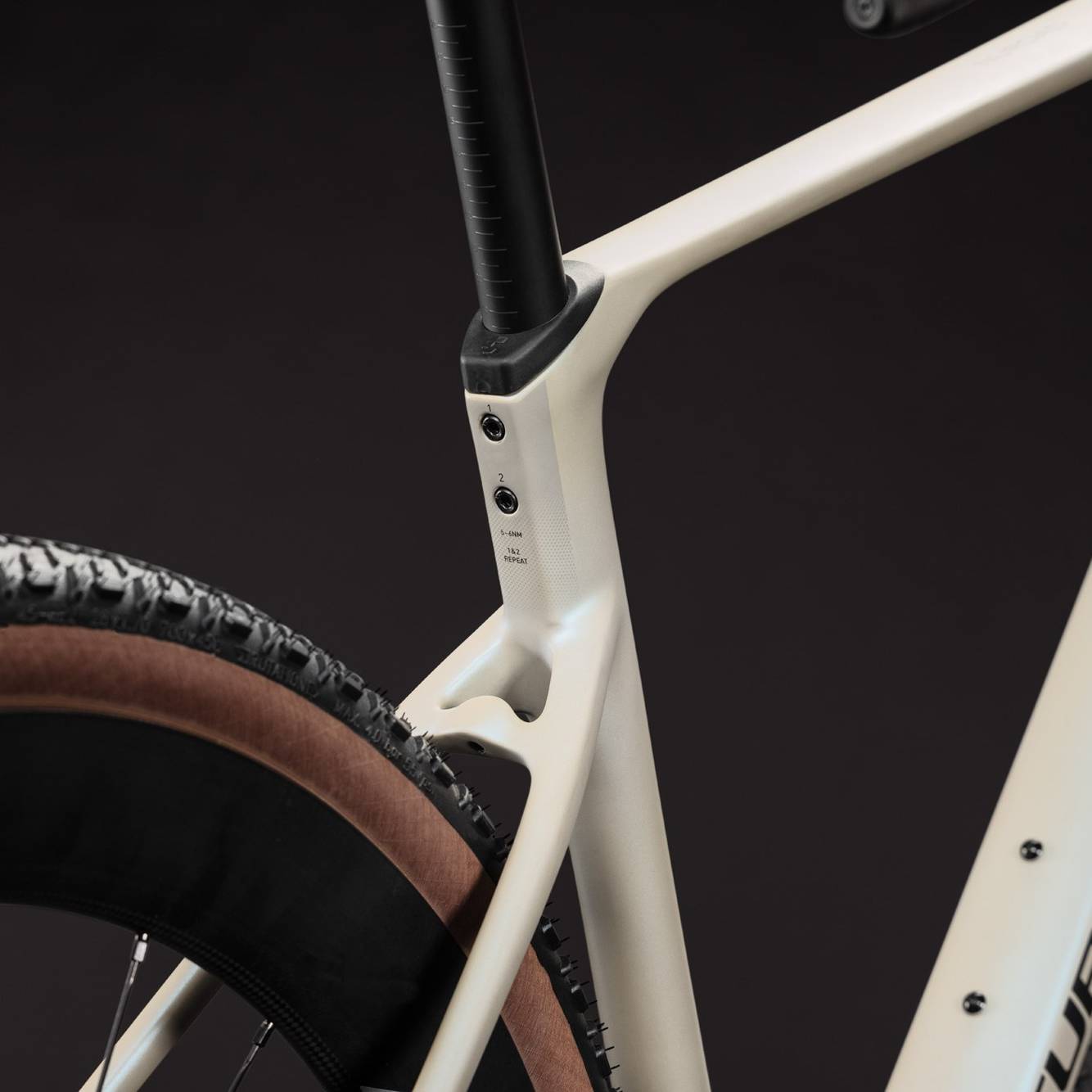 Cube Nuroad C:62 SLX Gravel Bike