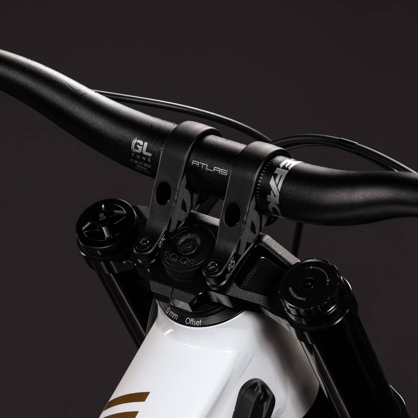 Cube Two15 Race Full Suspension Mountain Bike