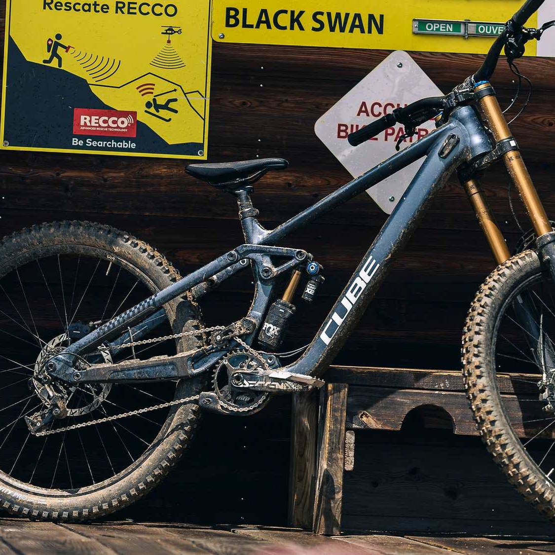 Cube Two15 SLX Full Suspension Mountain Bike