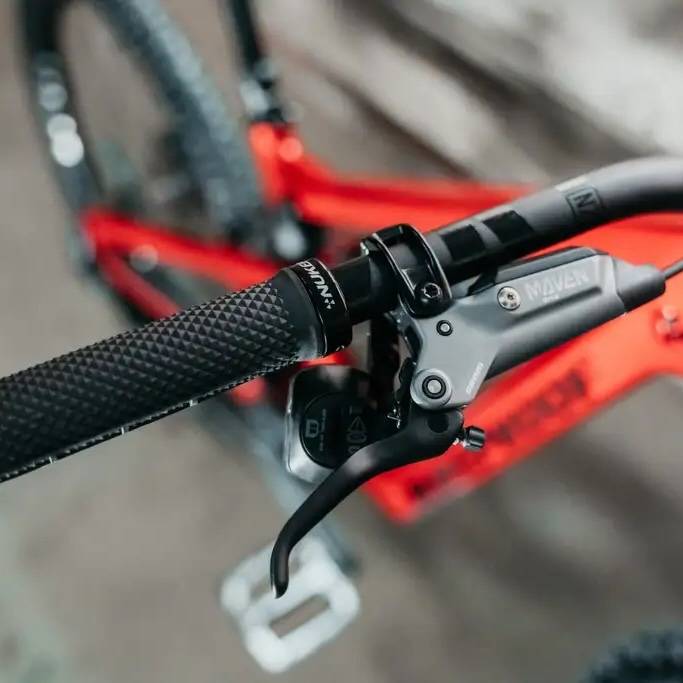 Nukeproof Reactor Carbon Pro Full Suspension Mountain Bike